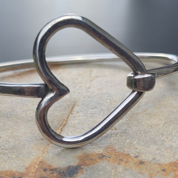 Heart Bangle Bracelet Sterling Silver Hook Closure - Picture 6 of 9